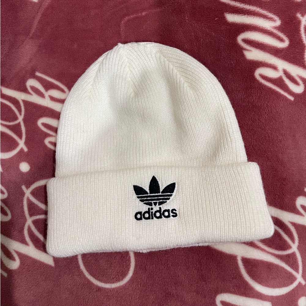 Adidas beanie